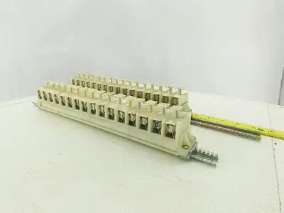 Allen Bradley 1492 CE DIN Rail Fuse Holder With Mixed Fusetron Fuse Lot Of 32
