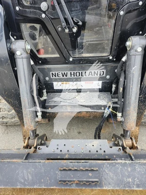 USED 2023 NEW HOLLAND C345