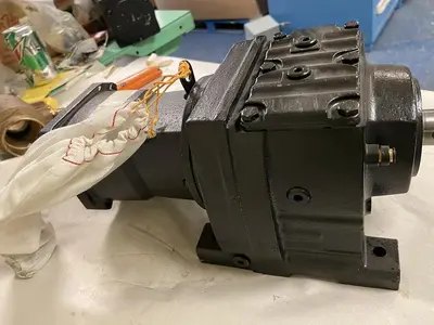 New | in-Stock SEW-EURODRIVE R37-AQH100/3 Speed Reducers | Surplus Asset Holdings #1205350