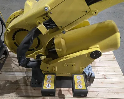 Used 2014 FANUC R2000IB/210F+R30IA Robots Michigan US | iGAM Industrial Marketplace #1293840