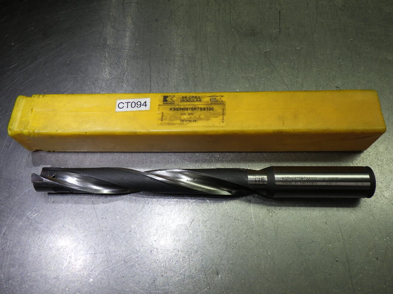 Kennametal .875" Coolant Thru 7xD Indexable Drill KSEM0875R7SS100 (LOC1610)
