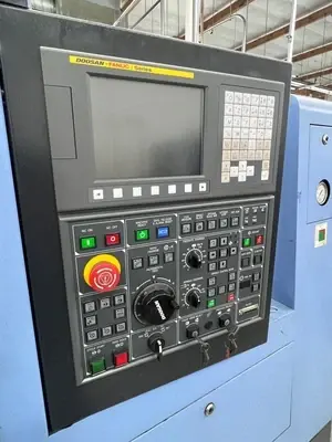 2010 DOOSAN LYNX 220LMA CNC Lathes | Toolquip, Inc. (6)