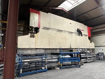 USED 2000 BEYELER MAMMUT PR10