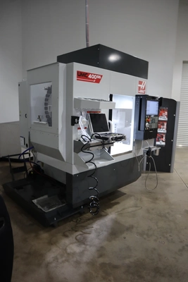 Used 2025 HAAS UMC-400SS Universal Machining Centers Minnesota US | Machinesused.com #1340449