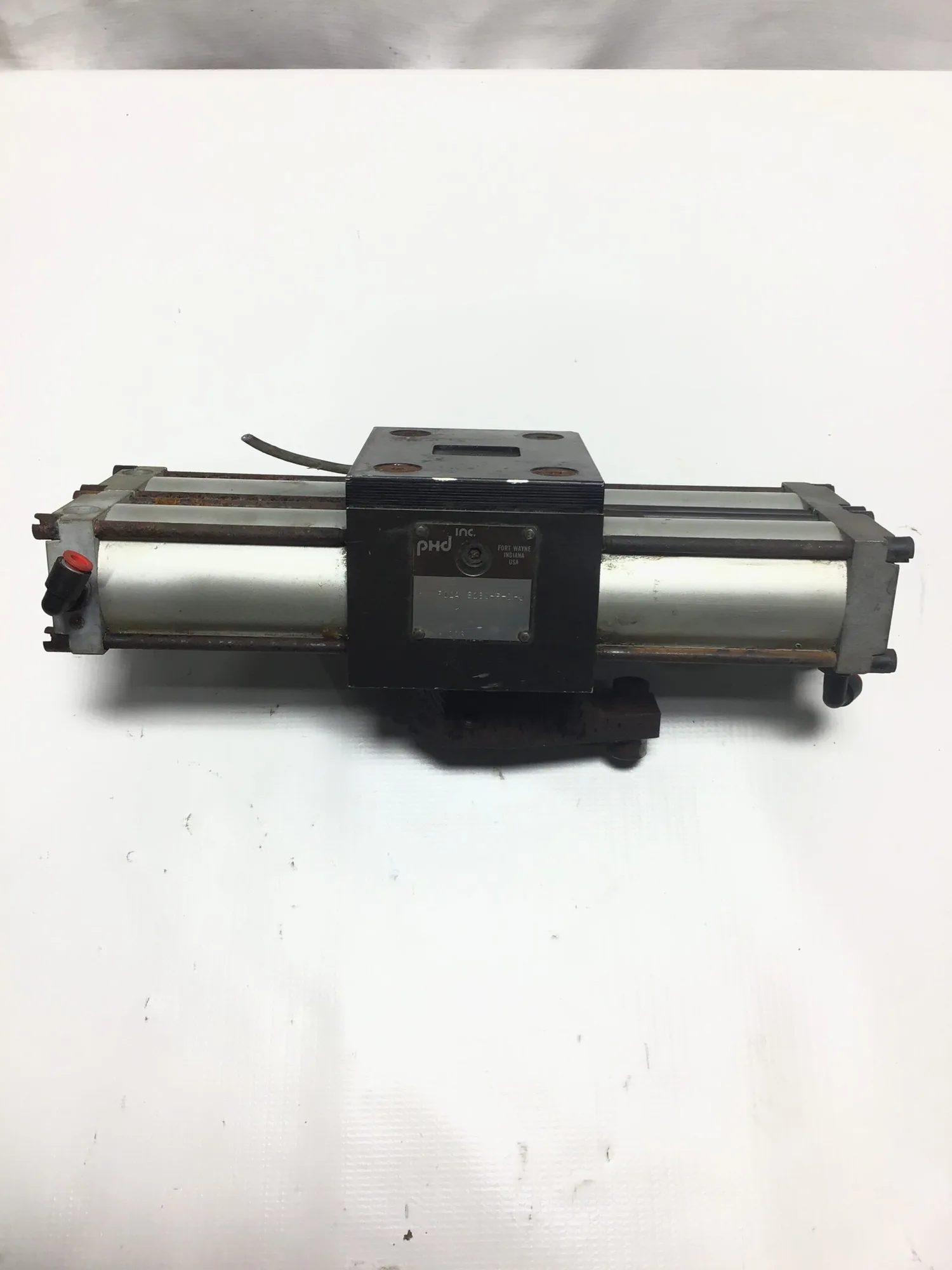PHD R11A 6180-P-D-J Pneumatic Rotary Actuator Cylinder