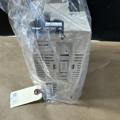 NEW Yaskawa SGDV-5R5A11AR