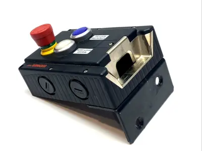 USED EUCHNER SAFETY GATE LOCKING MODULE W/ E-STOP