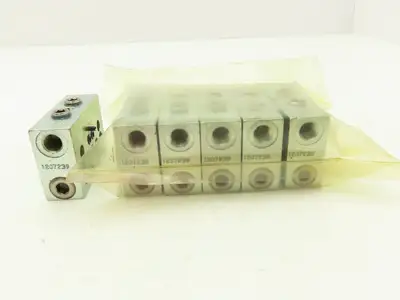 DropsA SX1-20 Modular Lubricator Divider Valve Block 1/8" BSP Lot of 6