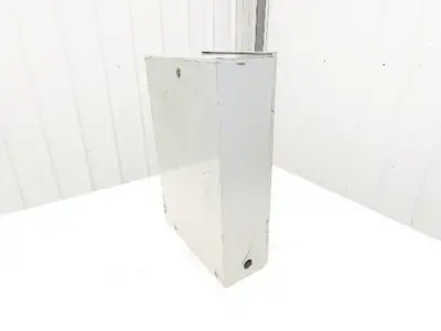 Eaton Cutler Hammer NEMA 1 Combination Motor Starter 30A 600V Disconnect