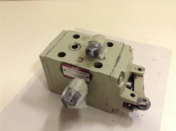 Used YUKEN DCT-03-2B2-R-4107 Valves/Fittings Michigan US | Ideal Machinery #601120