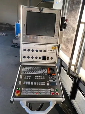 Used 2014 AXA VHC3-XTS Vertical Machining Centers CZ | Amaron s.r.o. #1056716