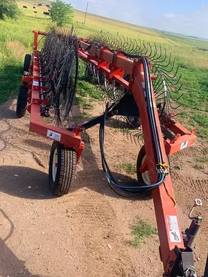 USED 2013 H & S BF1660