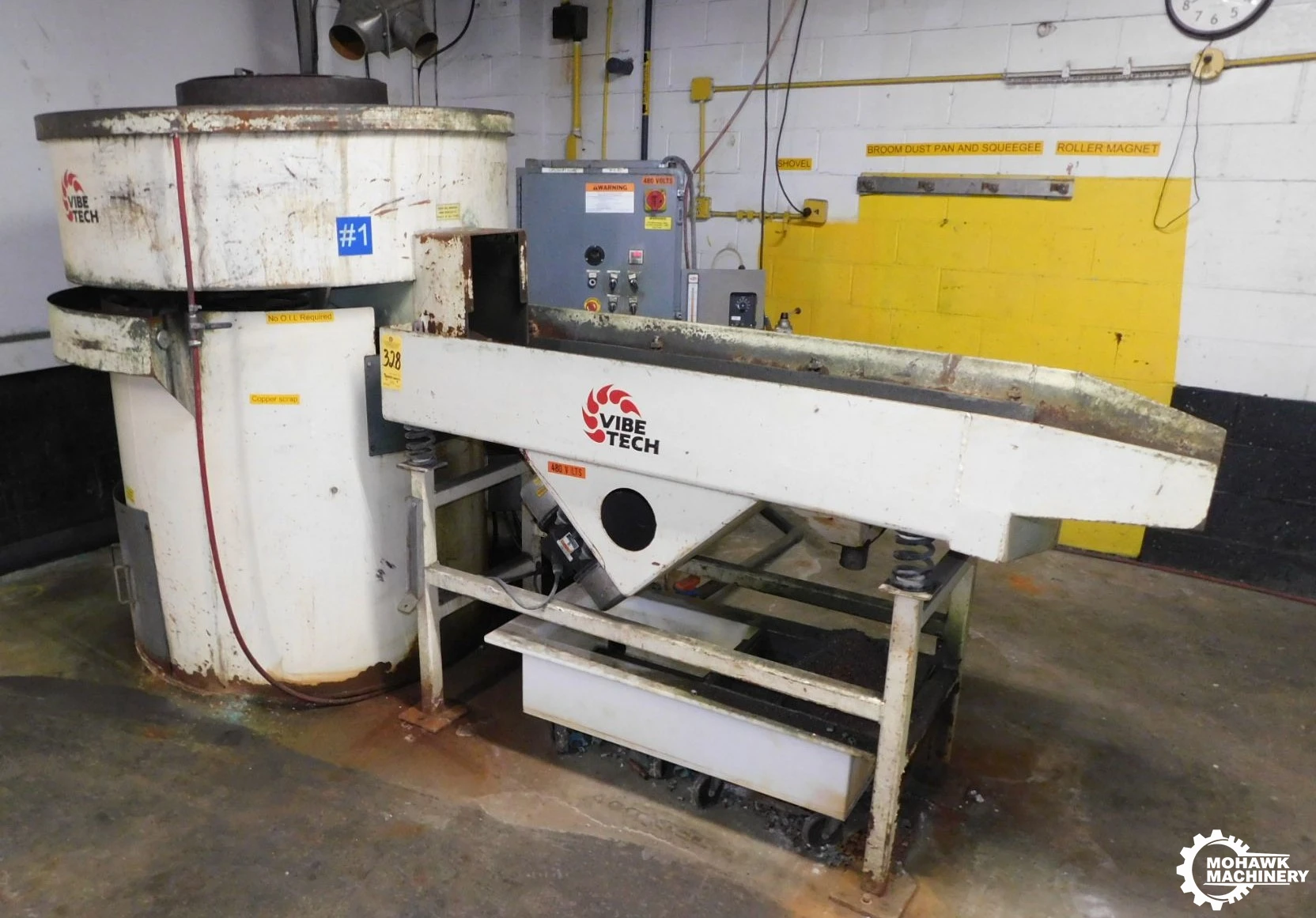 10 CU FT VIBETECH "VT5524/F" VIBRARORY DEBURRING MACHINE w/VIBRA-FINISH CONTROLS - DISCHARGE CONVEYOR - (2) DRAINS