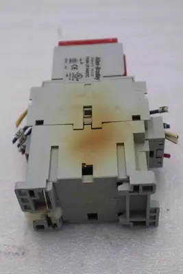 Allen-Bradley 700-CF310 SER A Used Safety Control Relay Contractor #L-482-C