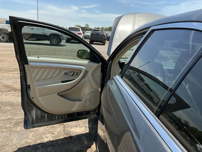 USED 2018 FORD TAURUS