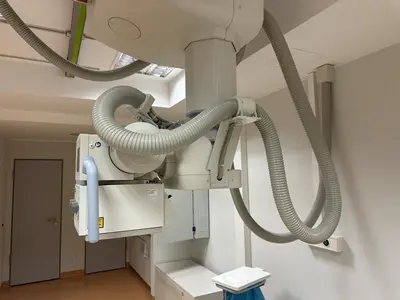 USED SIEMENS COMPLETE X-RAY ACCIDENT INVESTIGATION WORKSTATION WITH MEDICAL EQUIPMENT LOT
