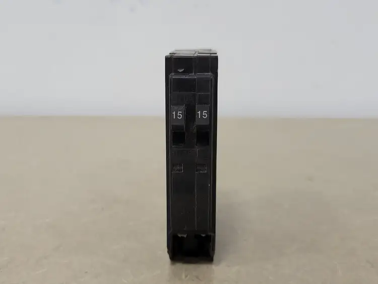 Used SQUARE D QOT115 Switchgears British Columbia CA | Lenmark #835382