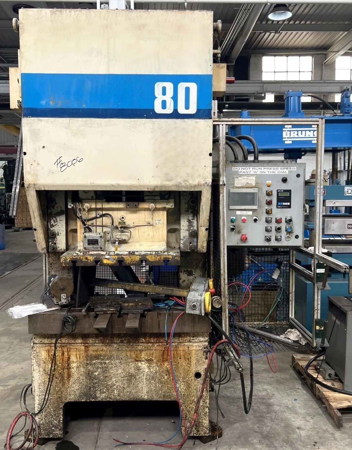 USED 1987 KOMATSU PRESSES KOMATSU OBP80 PRESS