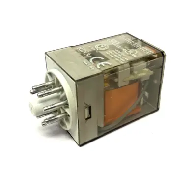 USED ALLEN-BRADLEY SER. D DIRECT PLUG-IN RELAY