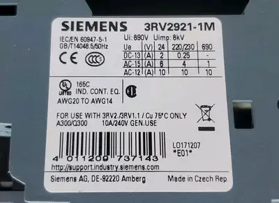 USED Siemens 3RV2011-0EA10 Circuit Breaker w/3RV2921-1M Module