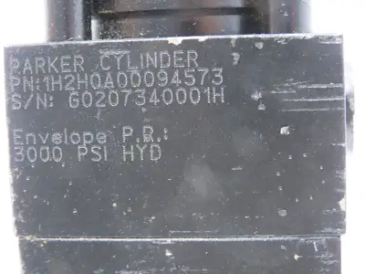 Parker 2.00CH2HRNAT119AC3.000 Hydraulic Cylinder 2" Bore x 3" Stroke 3000PSI