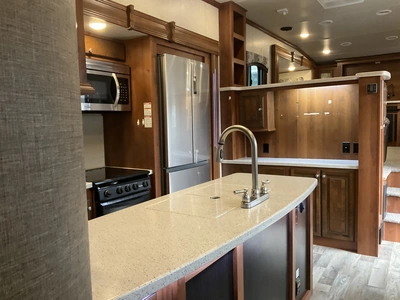 Used 2017 BIGHORN 39FL Campers, Caravans, Motorhomes Michigan US | Miedema Asset Management Group #1406910