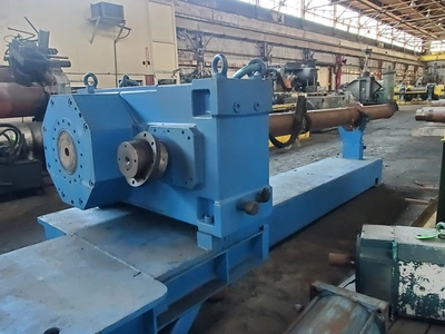 Flender 6" Plastic Extruder