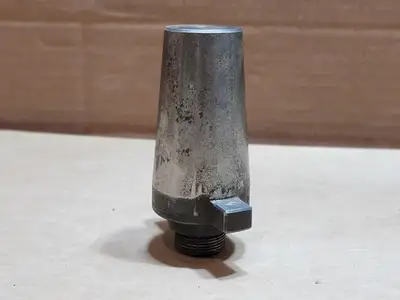USED UNIVERSAL ENGINEERING 801209