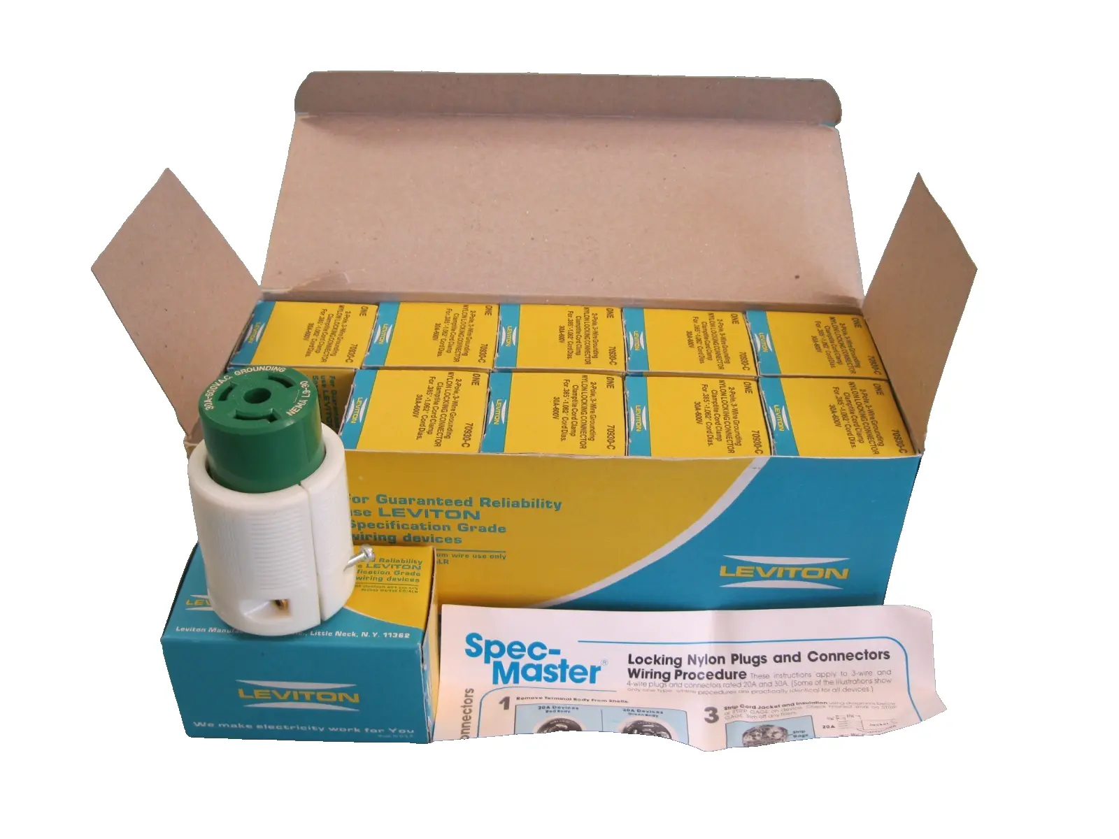 Leviton 70930-C Twist Turn Locking Connector Box of (10) NEW P5