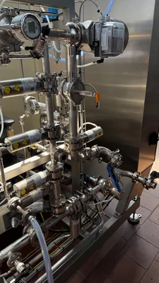 Used _UNKNOWN_ _UNKNOWN_ Disc Stack Centrifuges Indiana US | Brewhouse Equipment Group #1269964