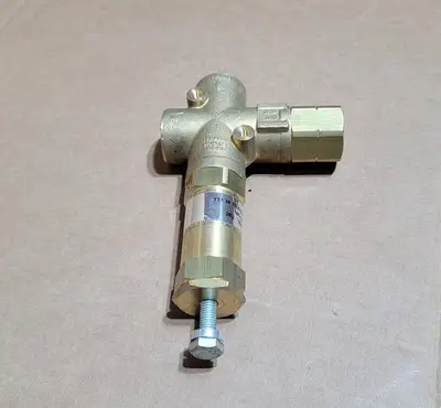 NEW CAT PUMPS 7592