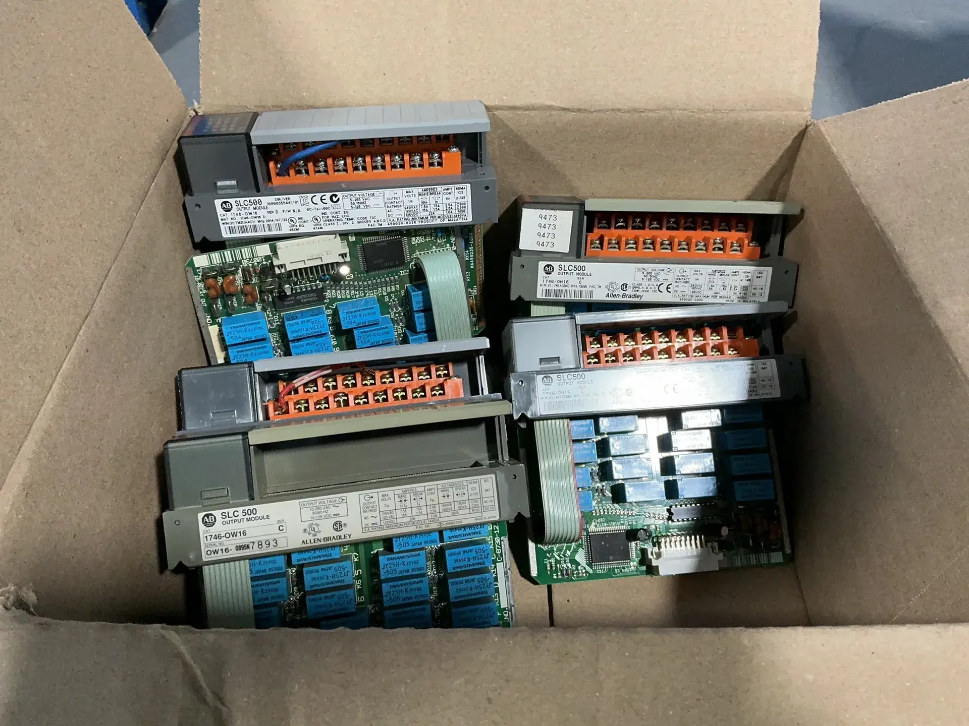 Used ALLENBRADLEY 1746OW16 PLC Input & Output Ohio US | HGR 24 #1508130