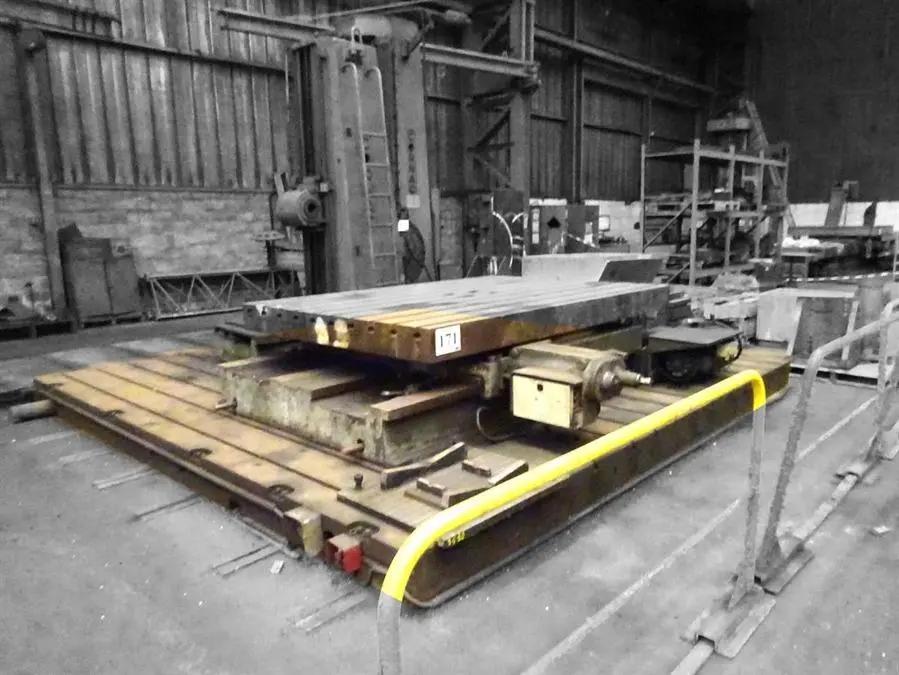 USED CORNAC FLOORPLATES 5000 X 4950 MM