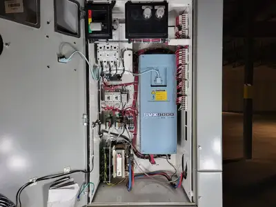 USED EATON CUTLER-HAMMER SVX015A1-5A4N1