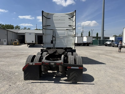 Used 2021 VOLVO VNL760 Conventional trucks Indiana US | Miedema Asset Management Group #1414665