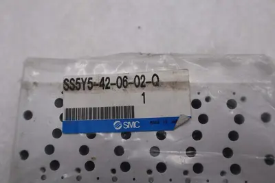 SMC ss5y5-42-06-02-q  (BRAND NEW) 24 UNITS AVAILABLE STOCK S-354