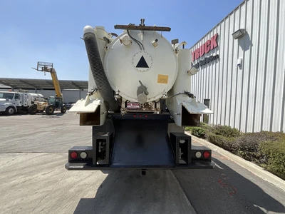 Used 2015 INTERNATIONAL 4400 Hydro Excavators California US | Big Truck & Equipment #1412352