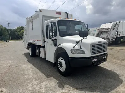 Used 2016 FREIGHTLINER BUSINESS CLASS M2 106 Reefer Trucks North Carolina US | Levan Equipment #1545578