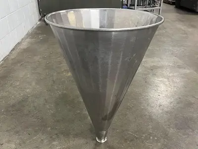 10 Gallon SS Hopper