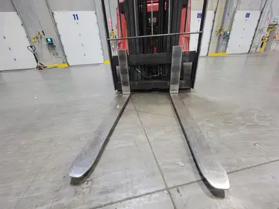 Used RAYMOND 425-C40TT Misc Forklifts British Columbia CA | Lenmark #237713