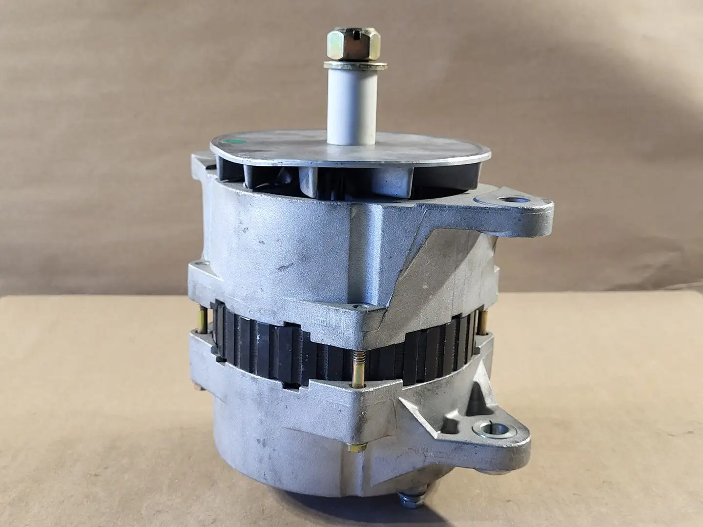 Alternator 90-01-4416, 24V, 70A