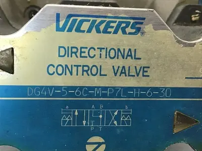 USED YUKEN DG4V-5-6C-M-P7L-H-6-30