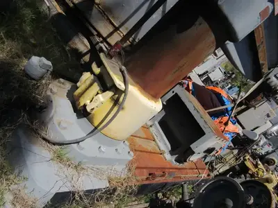8' -19" Dayton & Bakewell, radial arm drill
