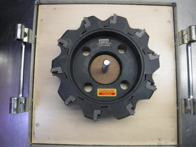 Sandvik 200mm Indexable Facemill 63mm Arbor RA285.1-200-20 (LOC818B)