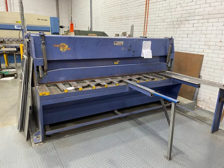 Used REGAL TBA Power Squaring Shears (Inch) AU | ESP Machinery Australia Pty Ltd #203715