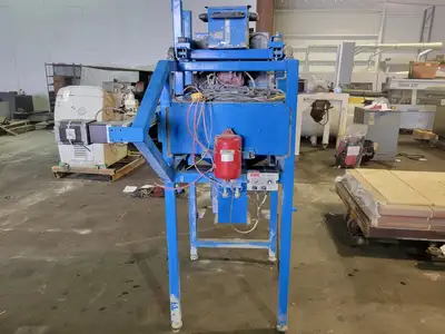 USED 2004 SYNTRON V-20 RC