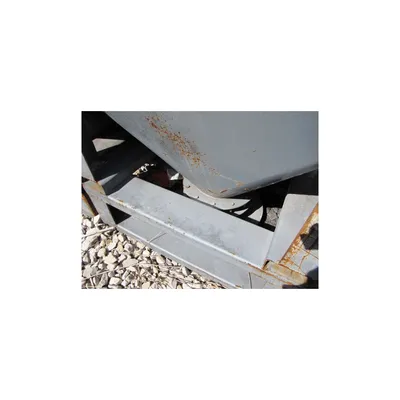 32 CUBIC FT USED TOTE BIN WITH BRAY BUTTERFLY VALVE