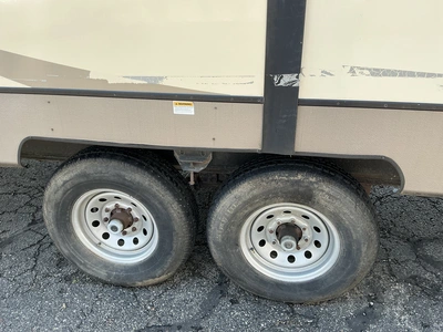 Used 2016 KEYSTONE RESIDENCE 4051FL Campers, Caravans, Motorhomes Michigan US | Miedema Asset Management Group #1327788