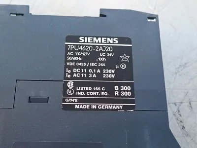 NEW SIEMENS 7PU46202AJ20