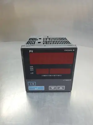 USED Yokogawa UT550-00 Temperature Controller Module, 100-240VAC, 20VA